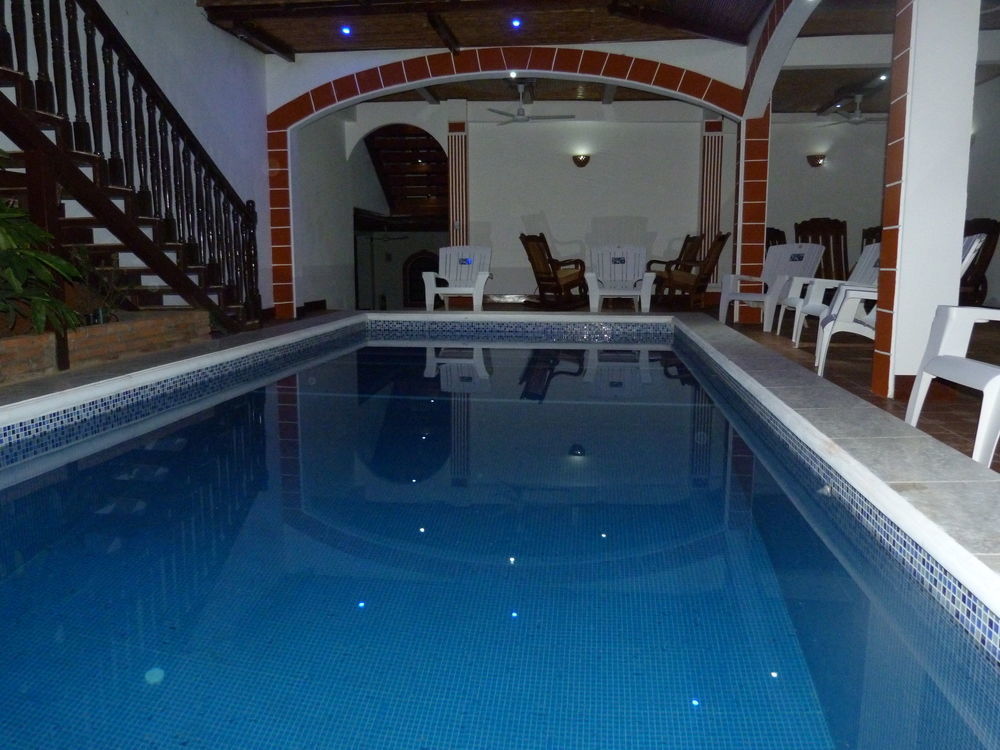 Hotel La Gran Sultana Гранада Экстерьер фото