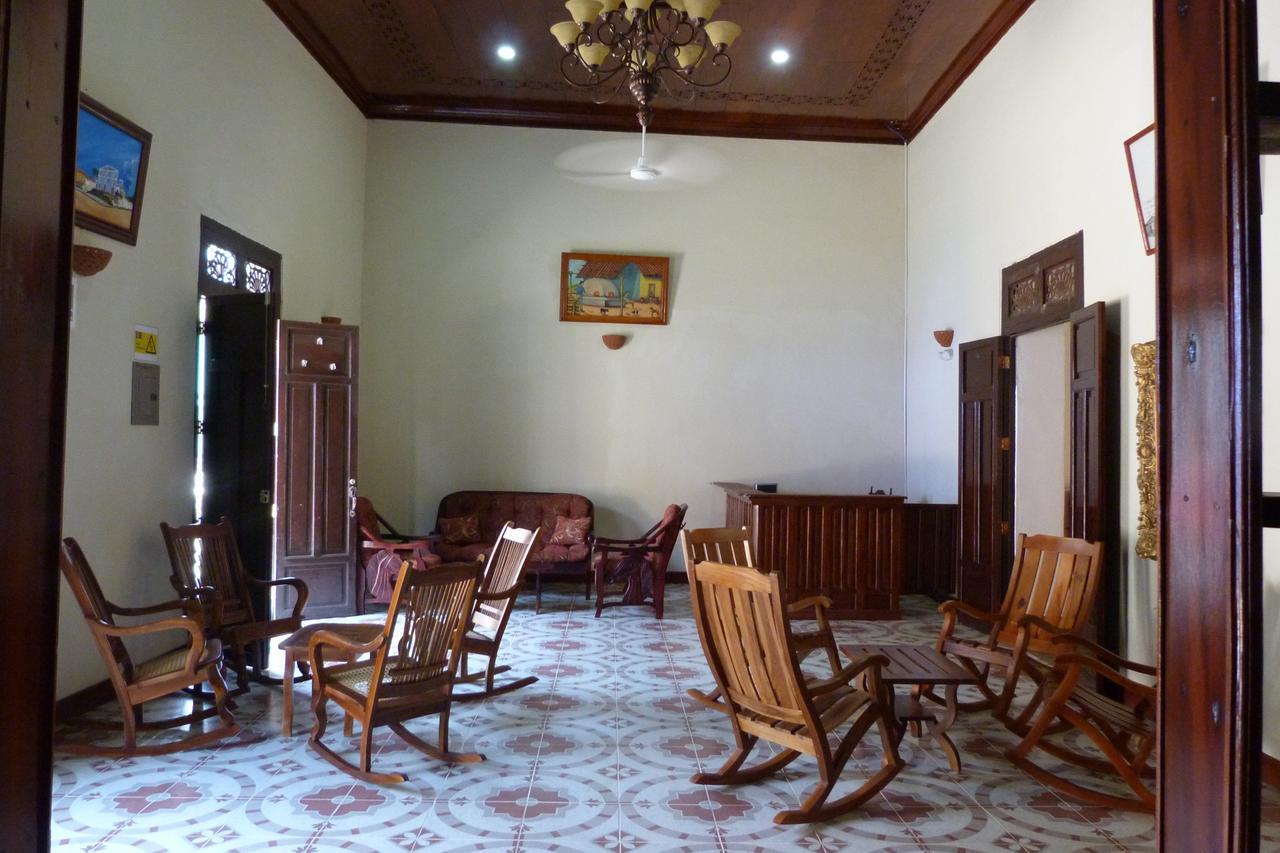 Hotel La Gran Sultana Гранада Экстерьер фото