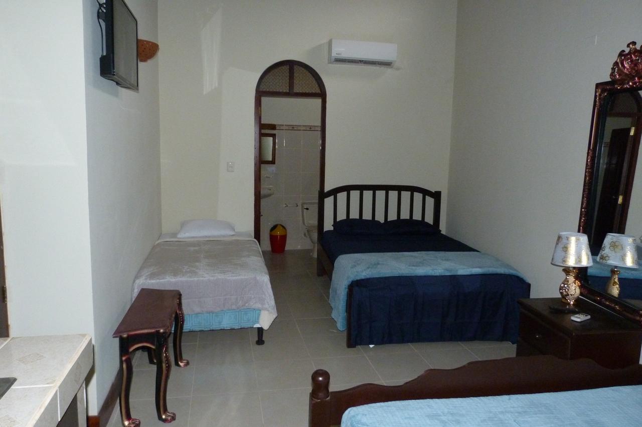 Hotel La Gran Sultana Гранада Экстерьер фото
