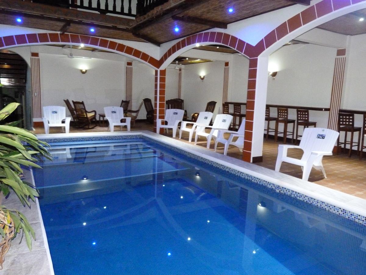 Hotel La Gran Sultana Гранада Экстерьер фото