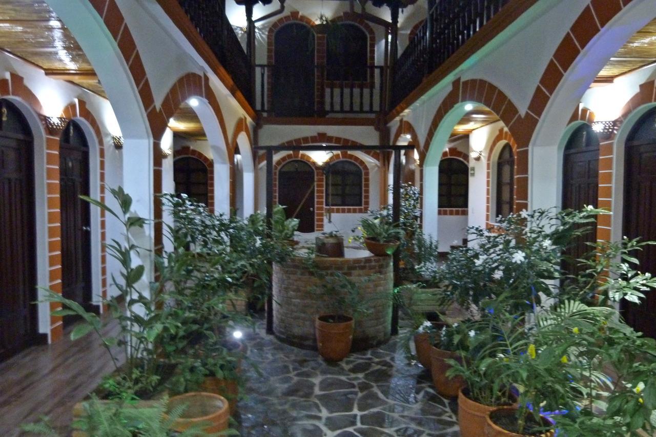 Hotel La Gran Sultana Гранада Экстерьер фото